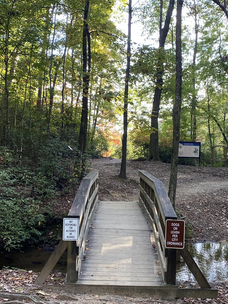 Issaqueena Falls Issaqueena Falls, near Walhalla, South Ca… Flickr