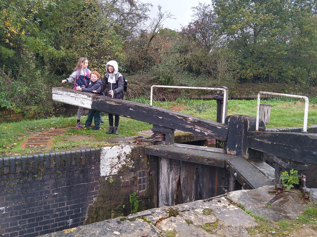 Packwood House NT walk 4 Geoff Snowdon Flickr