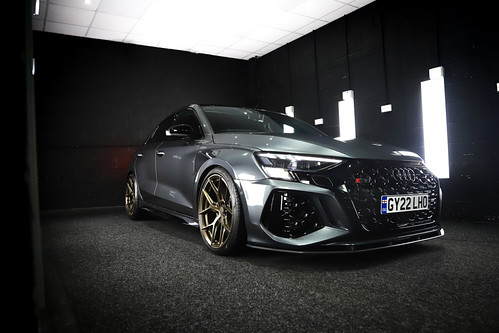 Audi RS3 2022 installed with Vossen HF5 wheels in Satin Br… | Flickr