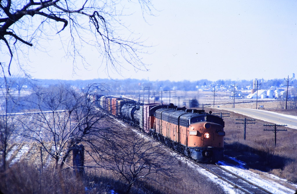 Milwaukee Road Funits at Oxford Jct Iowa Feb 1980 Flickr