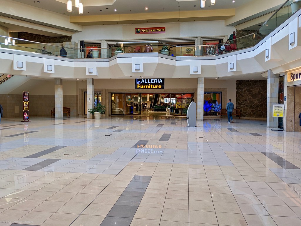 Cherryvale Mall Rockford, IL Former Younkers/Bergner's anc… Flickr