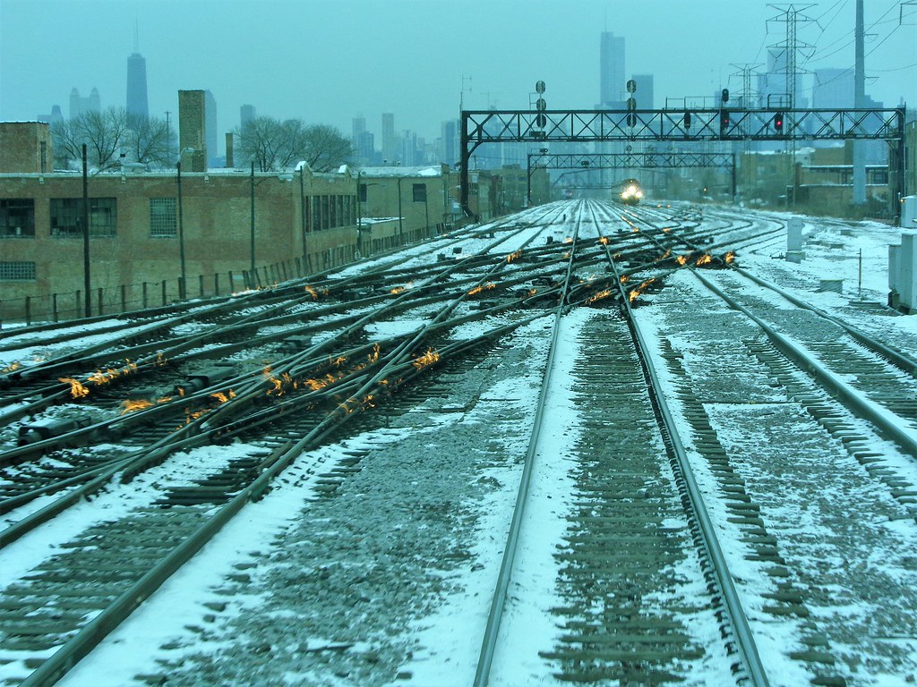 METRA Western Ave Interlocking switch fires 12282017 Flickr