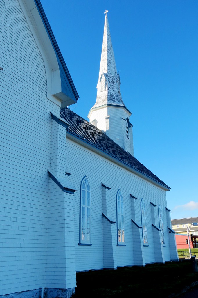 L'église SaintPierredeLa Vernière (18721881 et agrandi… Flickr
