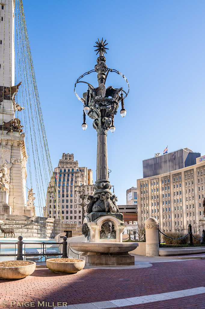 Indianapolis, IN Street lamp at Soldiers and Sailors Monum… Paige