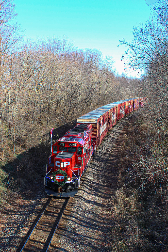 Bridge shot near Leaf River CPs holiday train gets up to t… Flickr