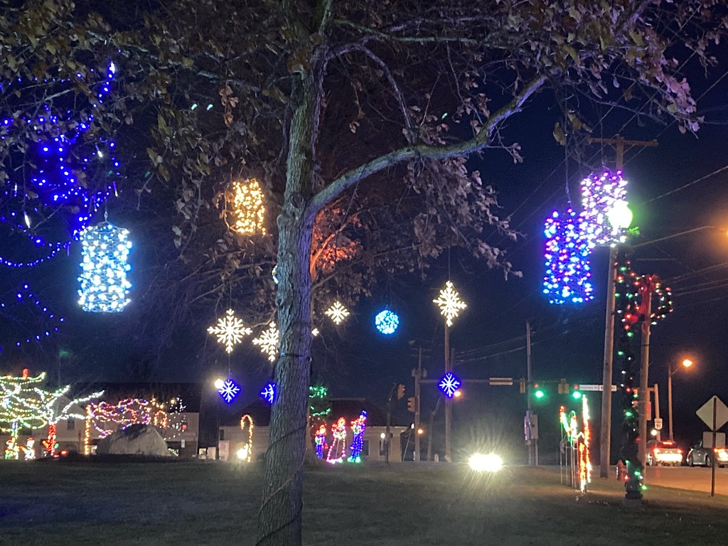 Christmas Lights 12.4.22 Twinsburg, OH Daniel Westfall Flickr