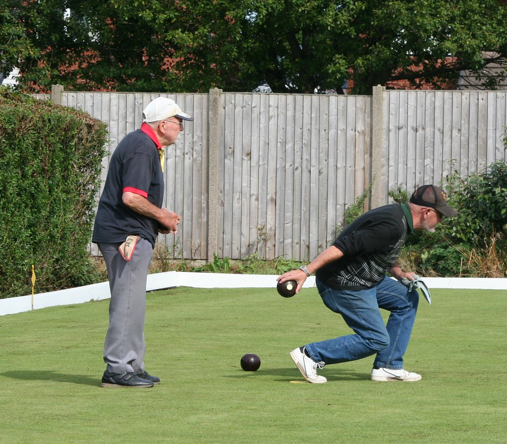 Bryan O'Neill 18 Sam Brassington 21 Oldham Veterans Mens Bowling