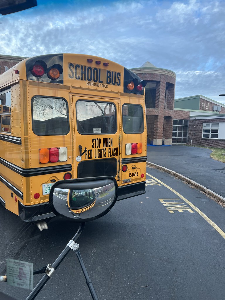 151643 First Student North Hampton, NH new vinyl letterin… Flickr