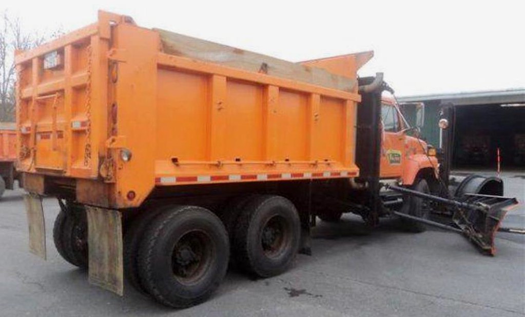 Town of Volney, NY 2000 International 2674 6x4 dumpplow … Flickr