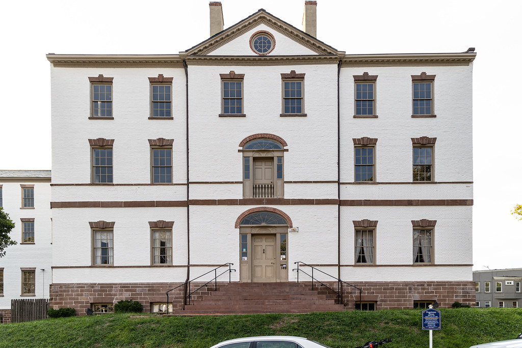 Proprietary House, Perth Amboy, New Jersey, United States a photo on