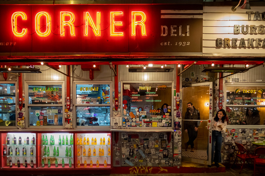 Kenmare St, New York 2022 Didier Vanderperre Flickr