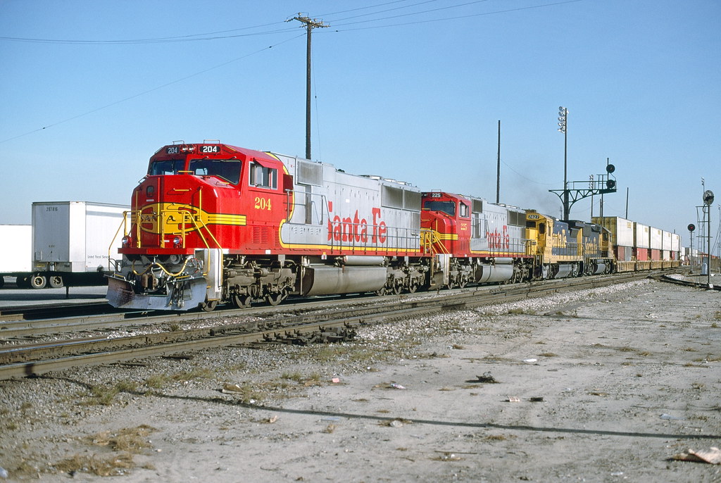 SF X204W DBL OVER HOBART POWER 1196 STR2 SF X204W train … Flickr