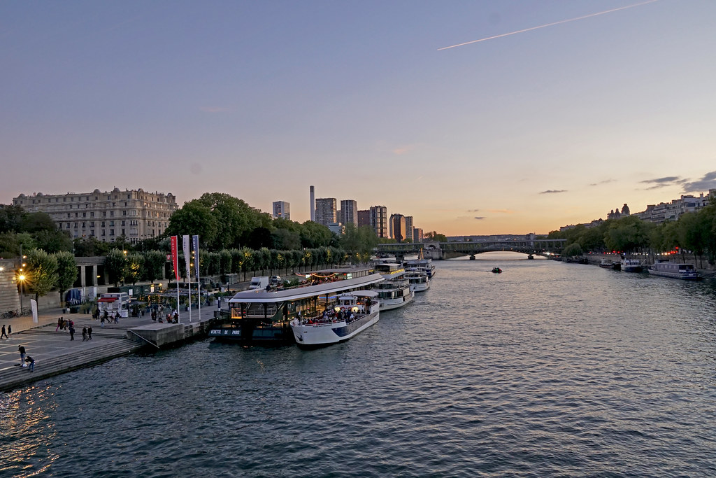 Port de Suffren Paris (France) Port de Suffren 18/09/202… Flickr