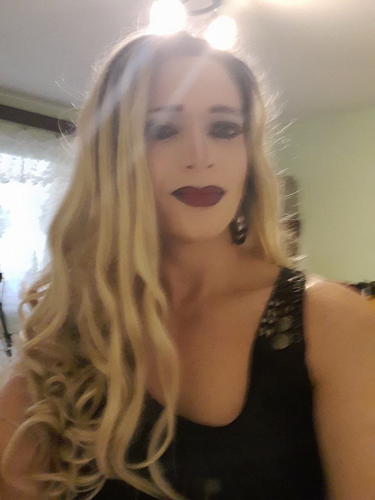 Glamour Xdresser a photo on Flickriver