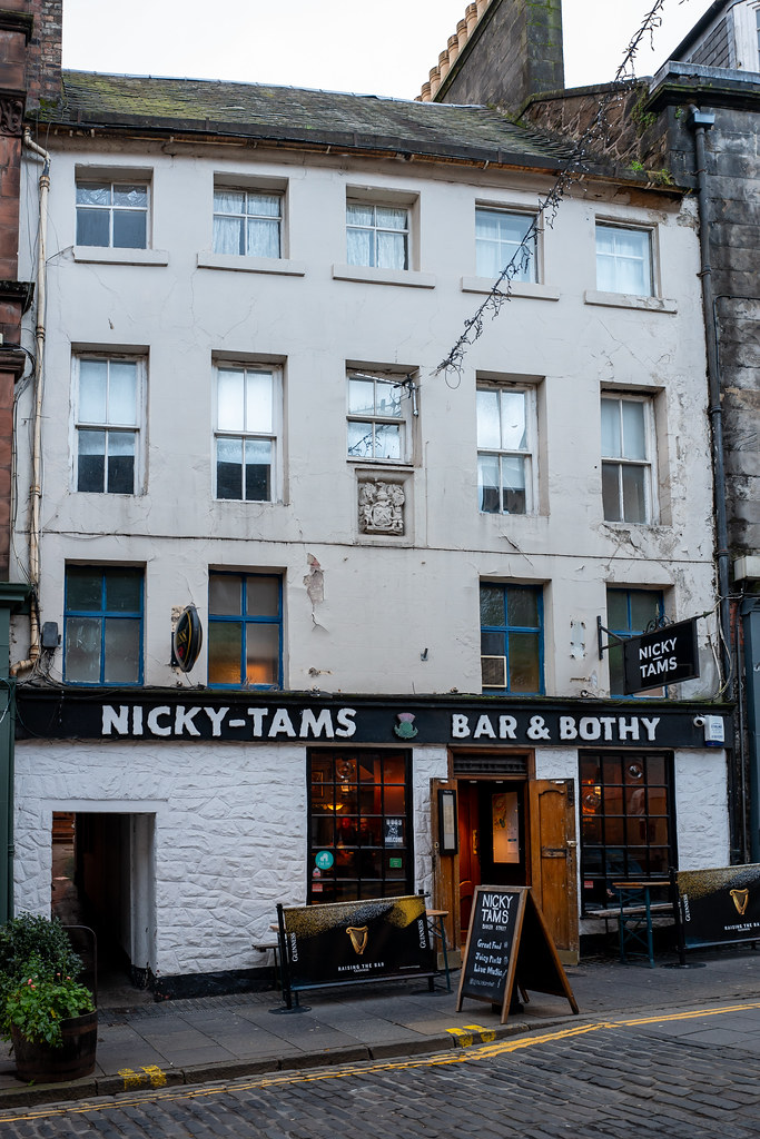 27, 29 Baker Street, Stirling Built 1718 on site of earlie… Flickr