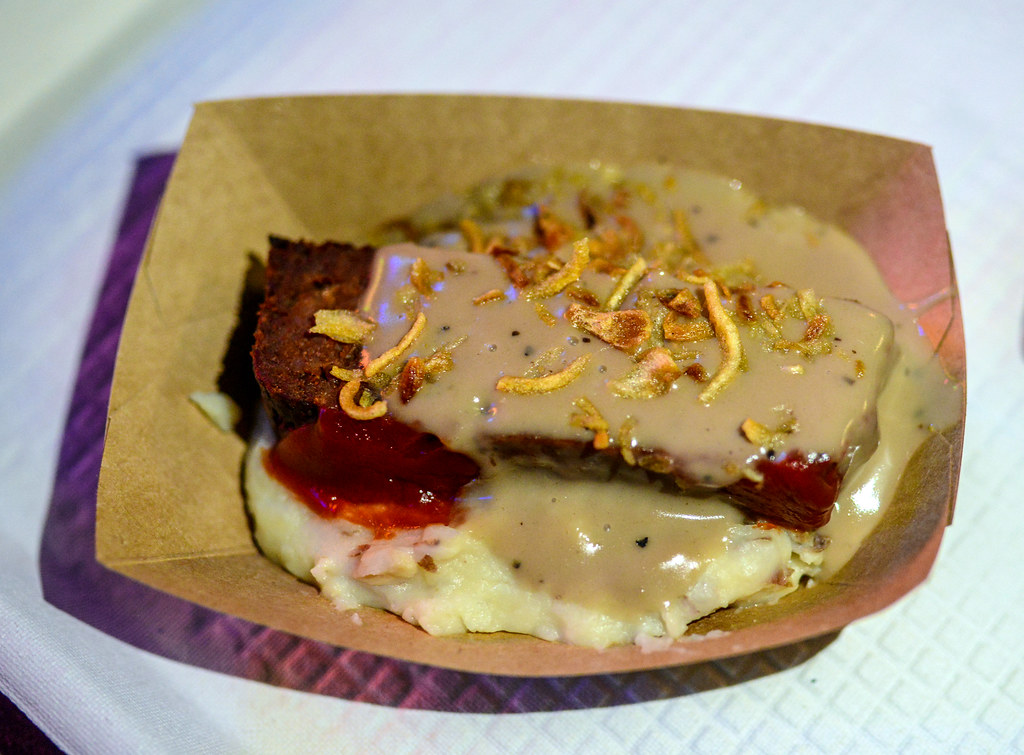 Impossible Meatloaf Festival of Holidays DCA Andrew Long Flickr