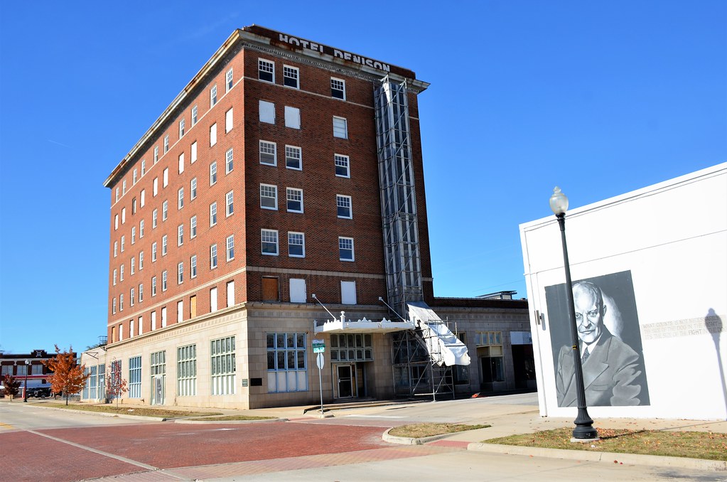 Texas, Denison, Hotel Denison The sevenstory building tha… Flickr