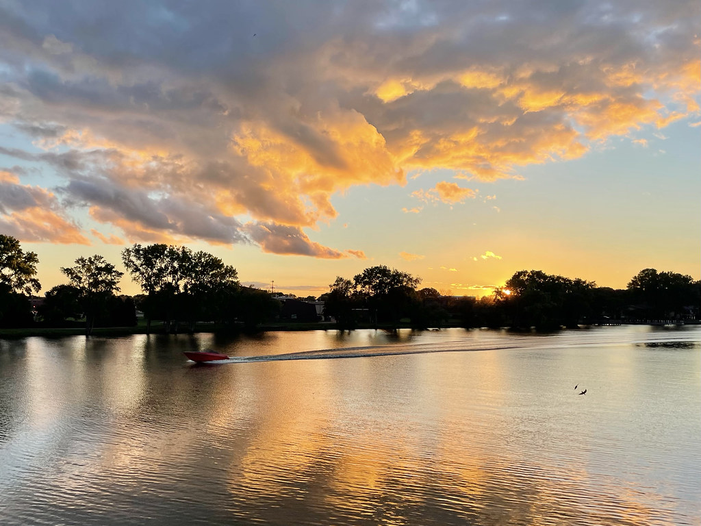 0808 Oshkosh Fox River sunset bhanx23 Flickr