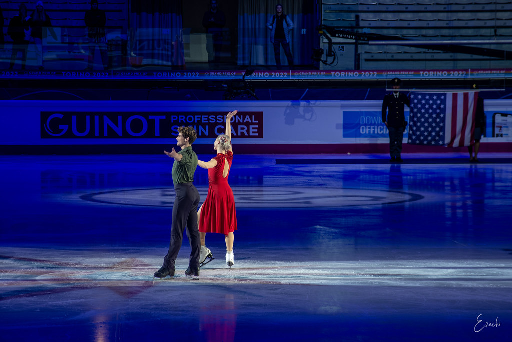 2022 Figure Skating Grand Prix Final_7 Medal Ceremony Ice … Flickr