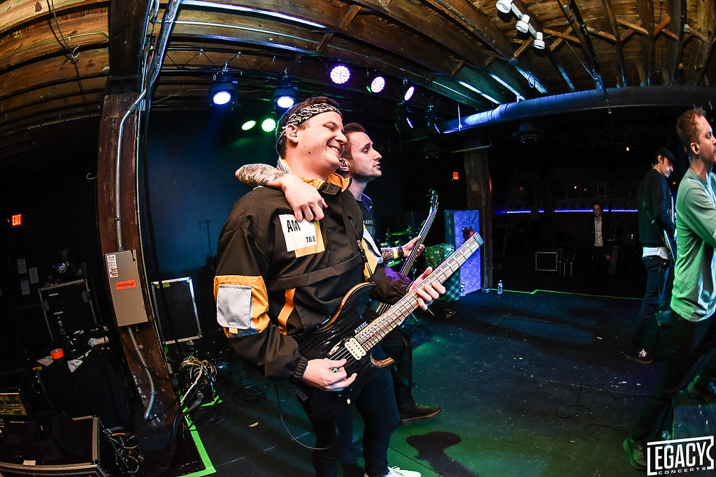 Savage, Hands Christmas show Savage Hands Christmas show a… Flickr