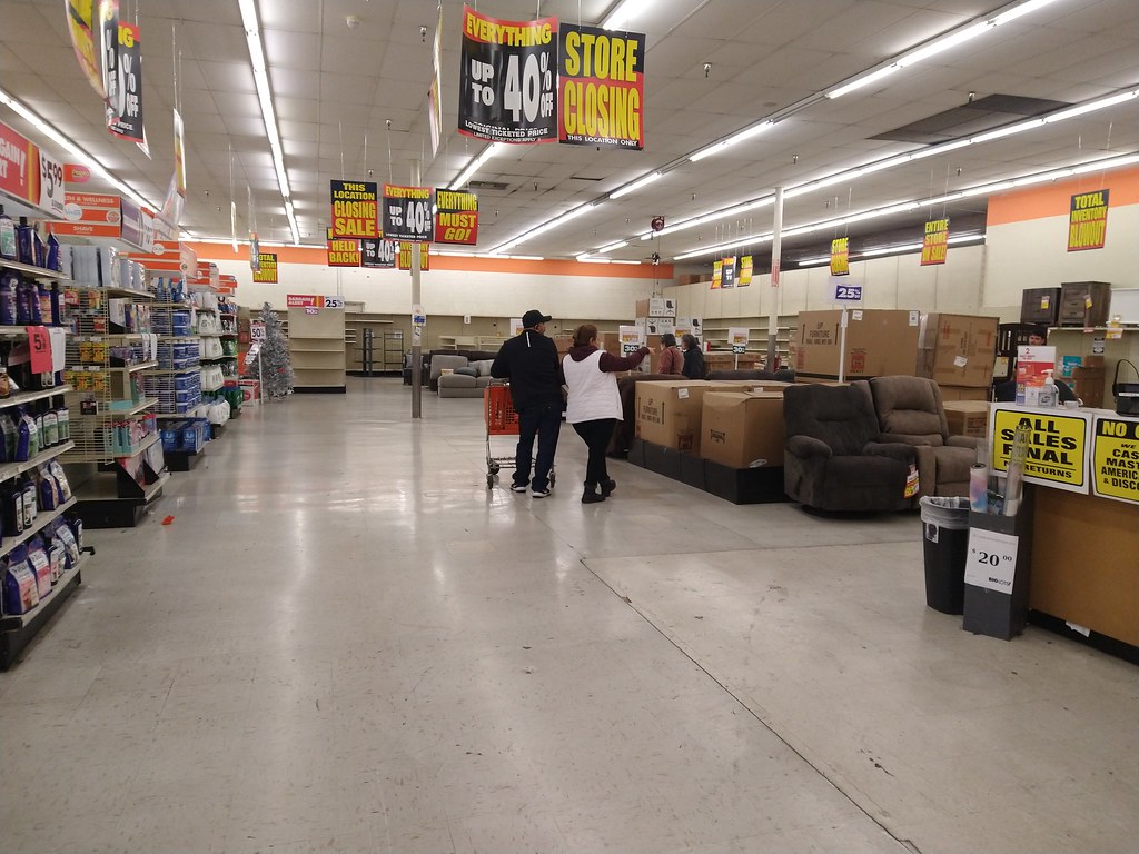 CLOSING Big Lots Cudahy CA FFL_RetailPosts Flickr