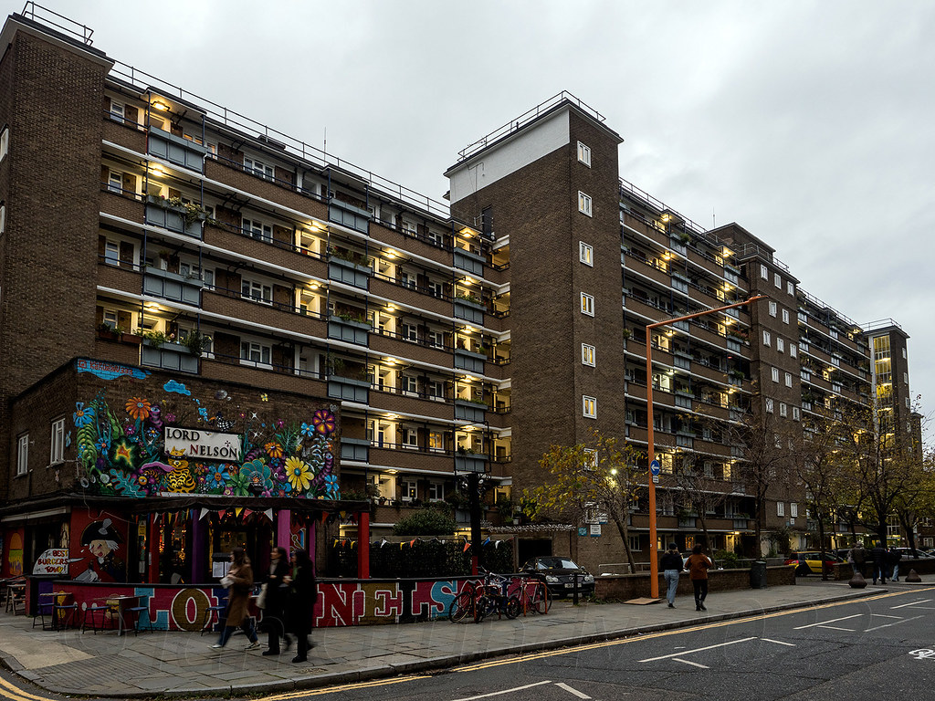 Southwark 5589 The Low Line, London. Rowland Hill House, b… Flickr