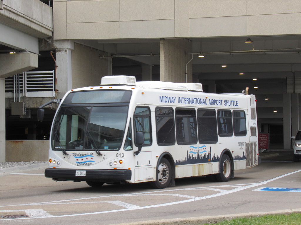 Midway International Airport Shuttle 013 Operated by Cont… Flickr