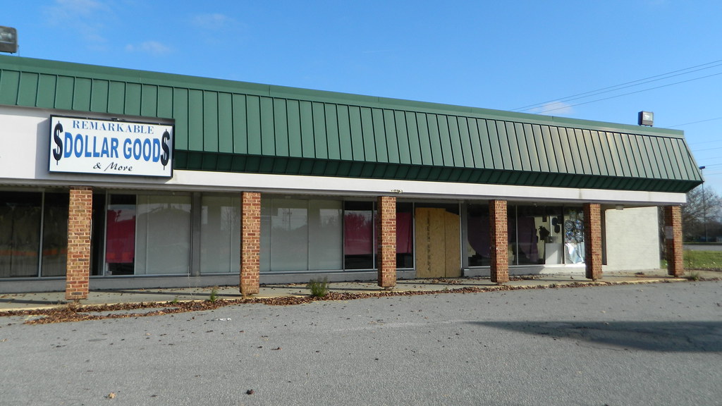 Remarkable Dollar Goods (closed) a photo on Flickriver