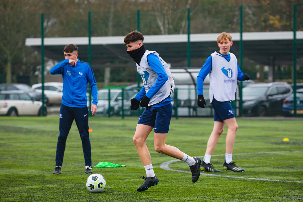 i2i Football Academy Training YORK, ENGLAND DECEMBER 13… Flickr