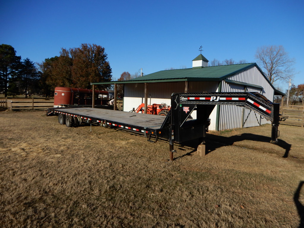 PJ Trailer MFG Co. 40'x96" FD402 Heavy Duty Goosneck Equipment Trailer