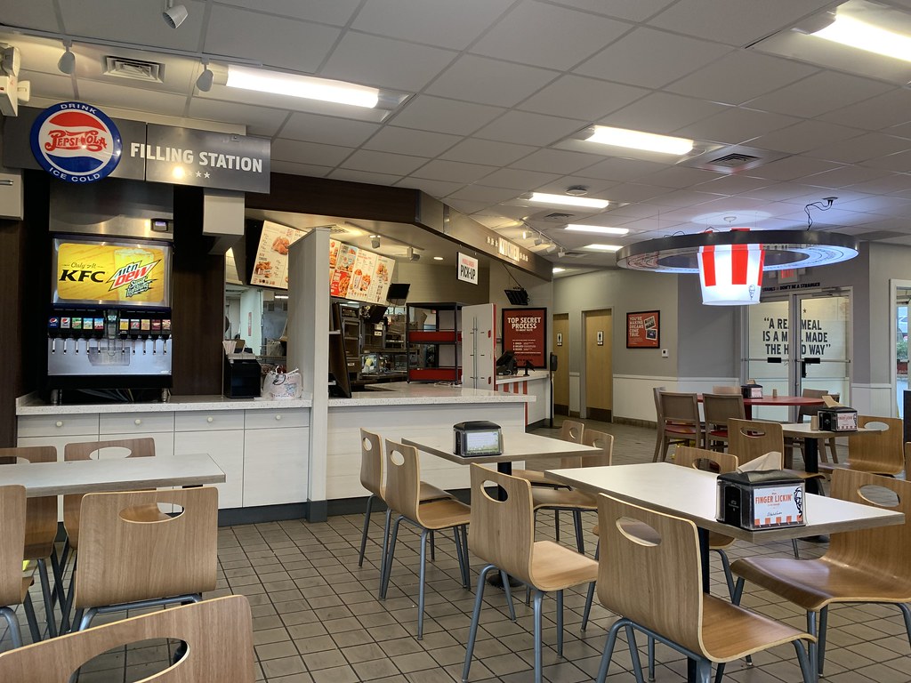 KFC (Knoxville Center) Knoxville, TN greenth1ng Flickr