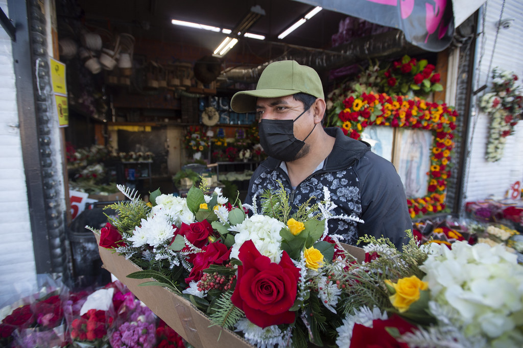 Department of Public Health Face Mask LA County resident… Flickr