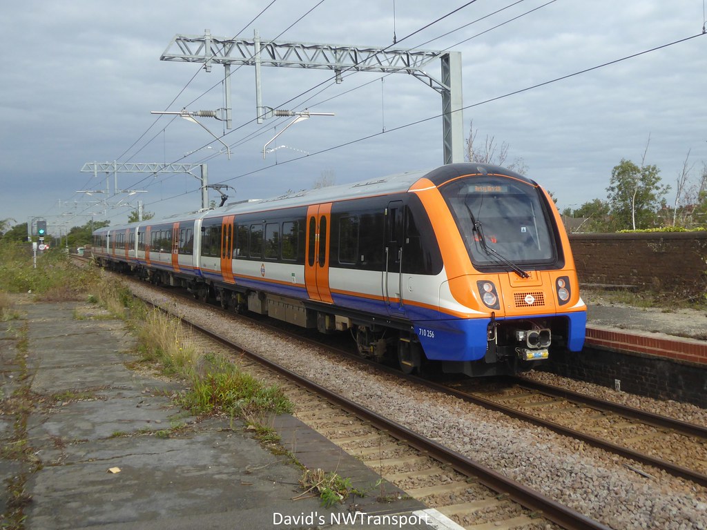 London Overground, 710256 Leytonstone High Road (20/09/2… Flickr