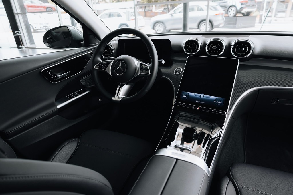 Kenilworth Taxi TAS Taxis is always at your service when y… Flickr