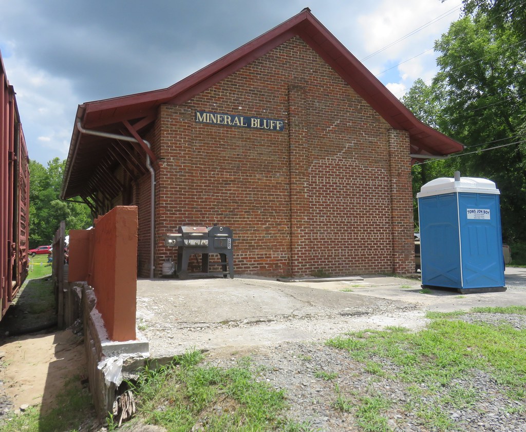 Old Marietta & North Railroad Depot (Mineral Bluff… Flickr