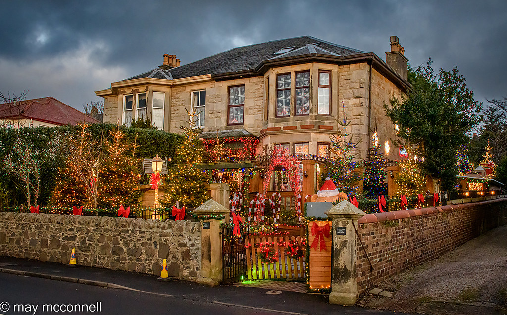 Christmas lights in West Kilbride 17 Dec 2022 May McConnell Flickr