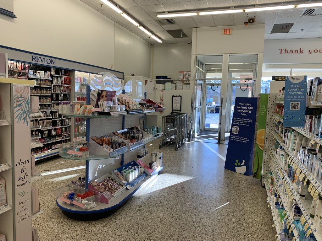 Rite Aid interior Rite Aid 3698 6908 Main Street, Main St… Flickr
