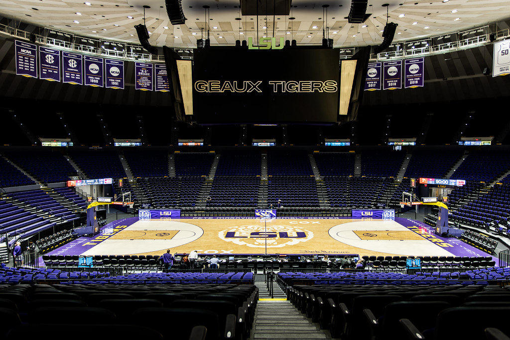 NCAA Basketball Winthrop at Louisiana State Dec 17, 2022;… Flickr