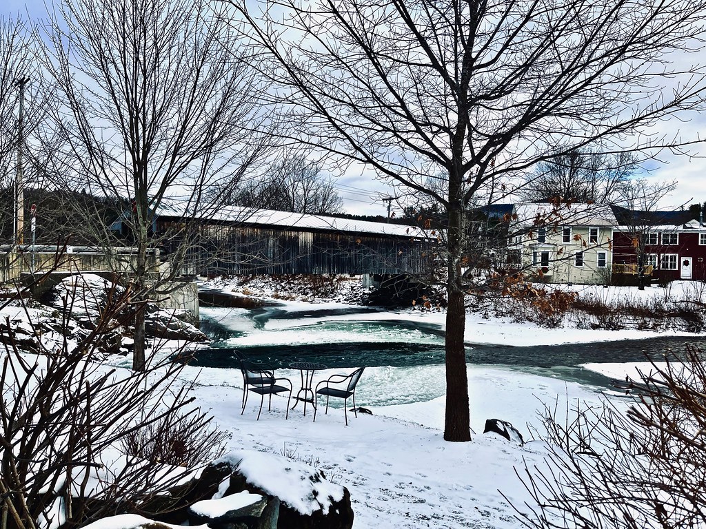 Waitsfield, Vermont A snowy day in the village of Waitsfie… Flickr