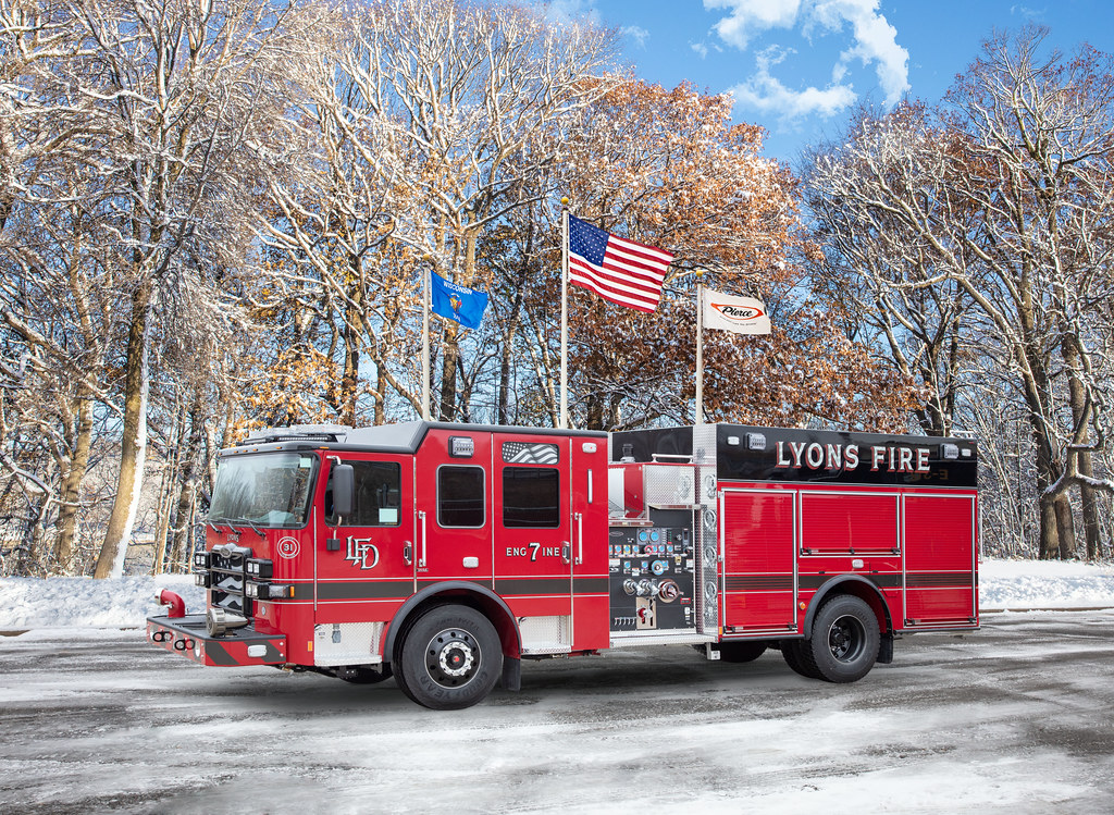 Pierce, Lyons Fire District, NY, 374451 Pierce MFG Flickr