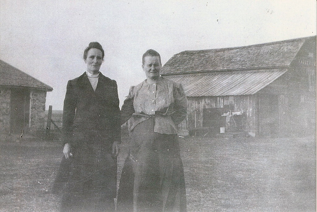 Emily O'connell Brown Caitlin Weiss Flickr