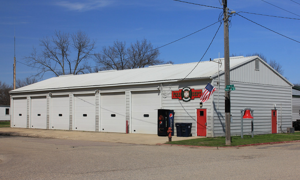Fire Station Hanska, MN Tom McLaughlin Flickr