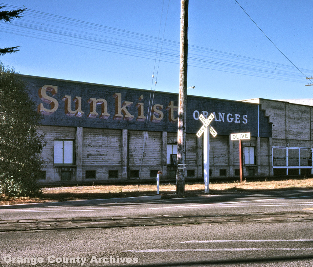 Sunkist packing house, Olive (now part of Orange) There ar… Flickr
