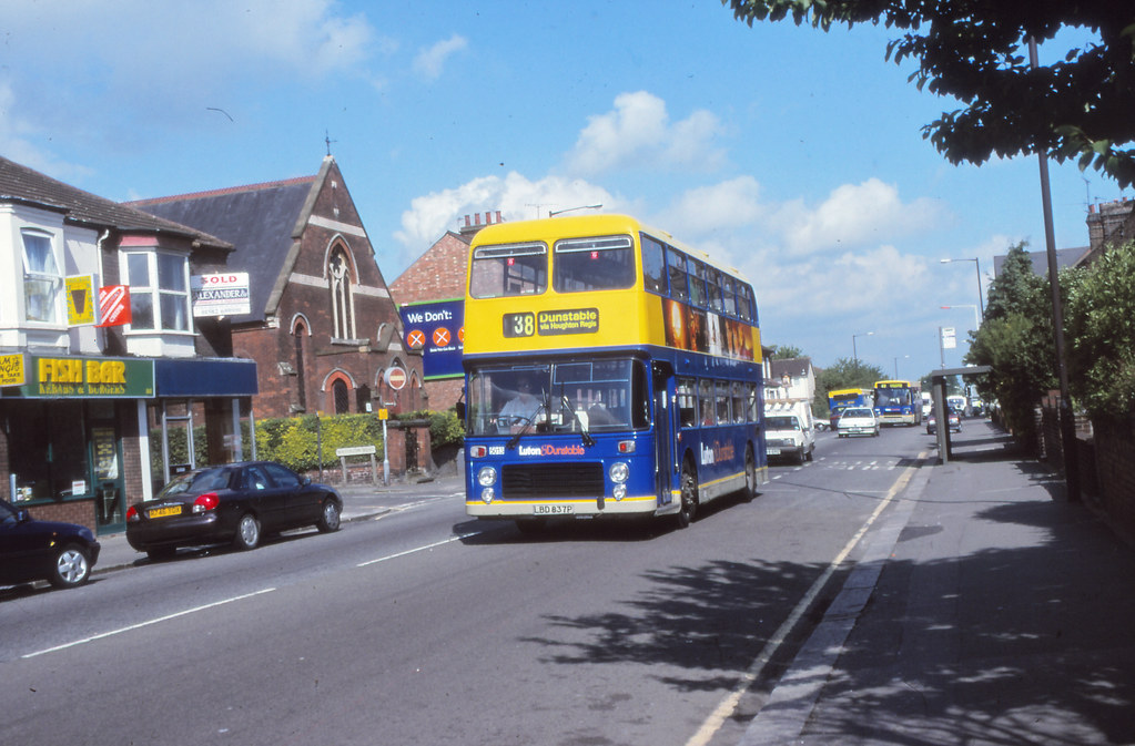 Arriva The Shires LBD837P Seen here on High Street North, … Flickr