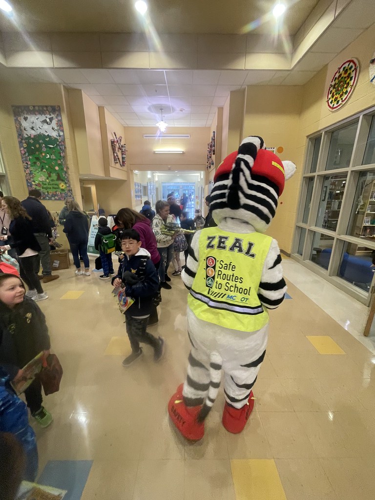 Walking Wednesday Little ES SRTS hosted Walking … Flickr