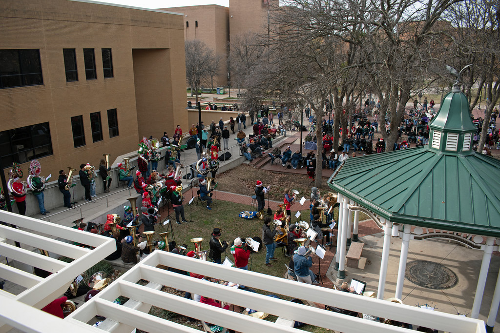 Tuba Christmas Denton, Texas stevesheriw Flickr