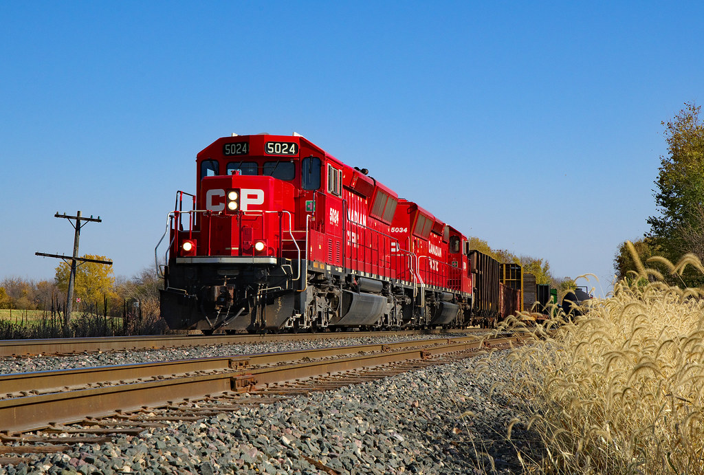 CP 5024 West IPSCO Job, near Nahant Yard, Iowa_ Flares on … Flickr