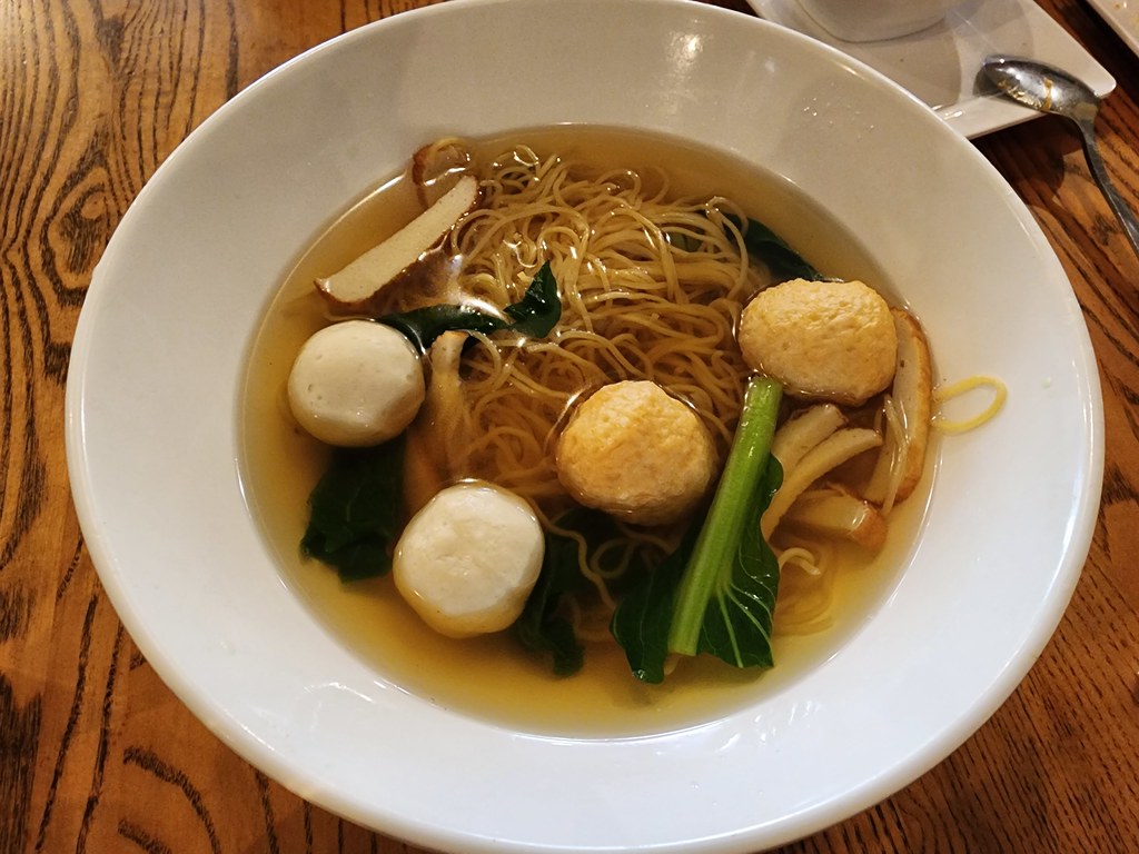 Fish ball noodles AUD14.80 Hong Kong Cafe, Wolli Creek … Flickr
