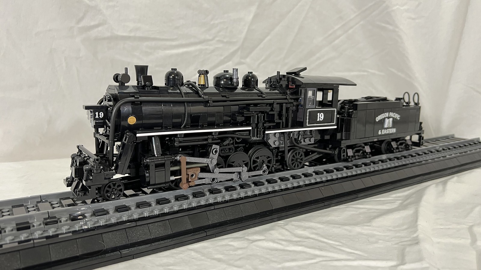 Oregon Pacific & Eastern 19 "Emperor of the North" Flickr