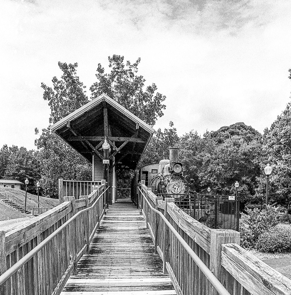 Bridge to the Engine Heritage Park, McDonough, Lei… Flickr